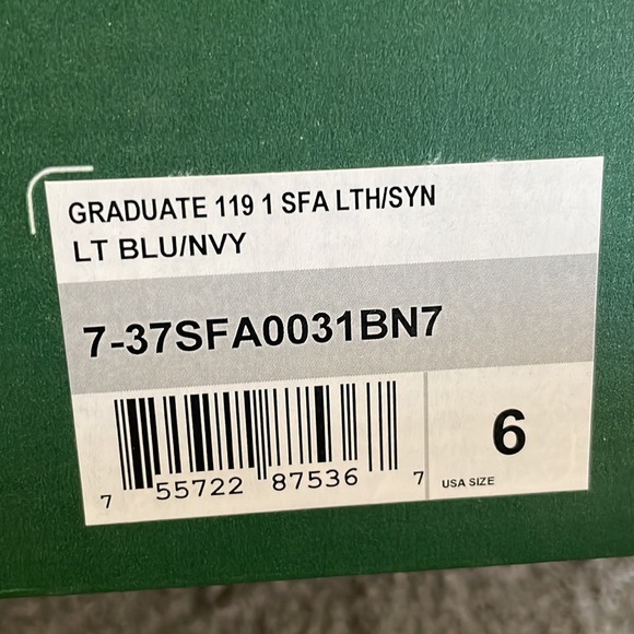 Lacoste Graduate Leather Sneaker Shoe Size 6 - Picture 8 of 8